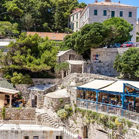 Old Town Historical * דוברובניק